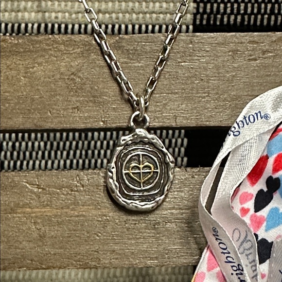 Brighton nwt Ferrera Virtue Oak Tree heart reversible pendant silver necklace - Picture 3 of 6